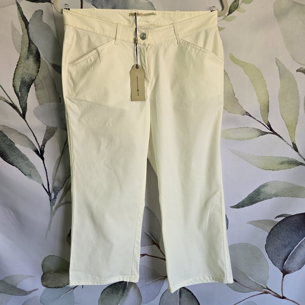 MAX STUDIO | NWT Cropped Pants in White sz 6